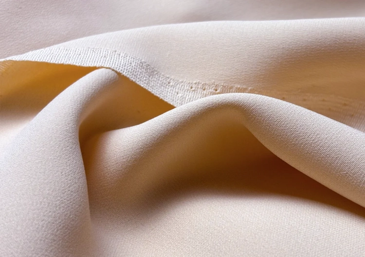 Jedwab cadi nude 03.webp